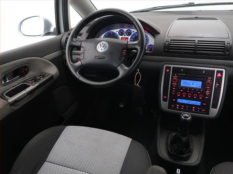 Volkswagen Sharan (2007) 2.0 TDI, 7 míst, Tažné - fotka 7 z 15