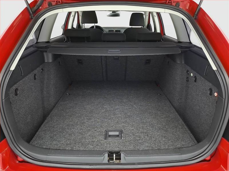 Škoda Octavia (2011) 1.6 TDI, po STK, Tažné - fotka 13 z 18