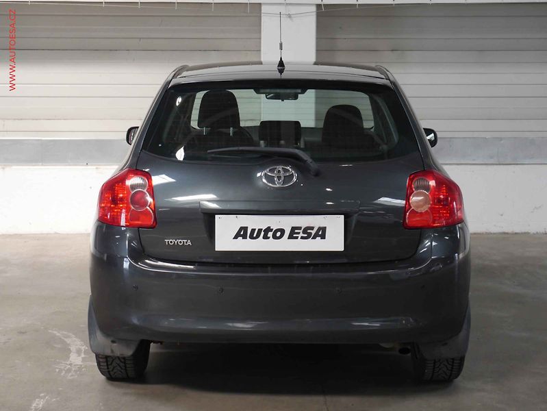 Toyota Auris (2007) 1.6 VVT-i, ČR, AC - fotka 5 z 20