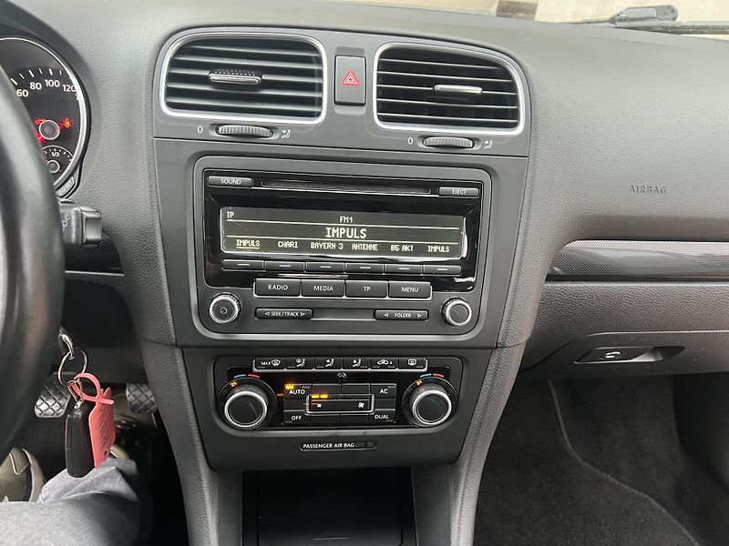 Volkswagen Golf 1.2TSI 77KW,ALU,DIGIKLIMA,ESP - fotka 36 z 41