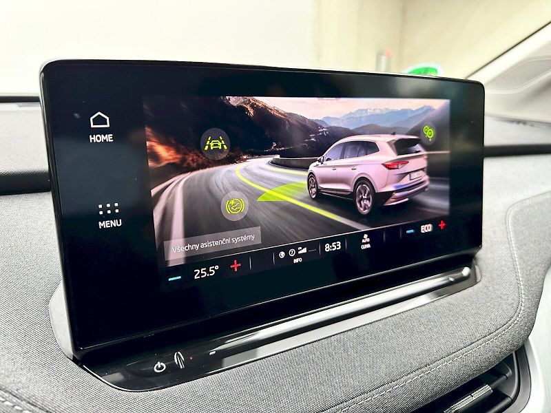 Škoda Enyaq (2023) 55 kWh Studio SoH 91% - fotka 16 z 23