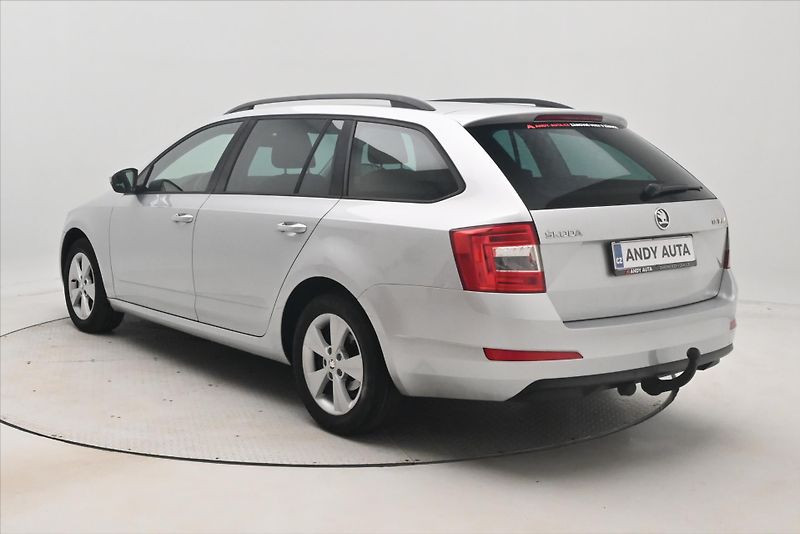 Škoda Octavia 1,6 TDI 81kW tažné nová STK - fotka 7 z 30