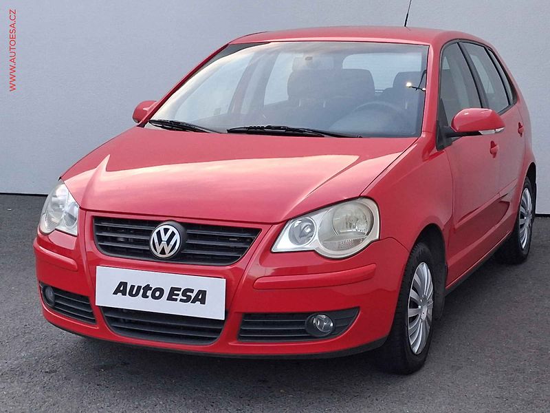 Volkswagen Polo (2005) 1.2i, 2.maj,ČR, AC - fotka 3 z 15