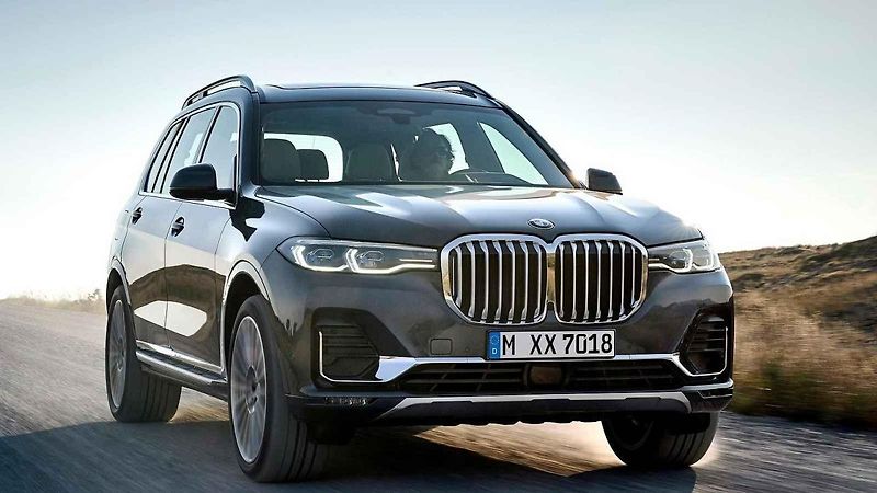 BMW X7 vs. Mercedes GLS vs. Volvo XC90 vs. Audi Q7