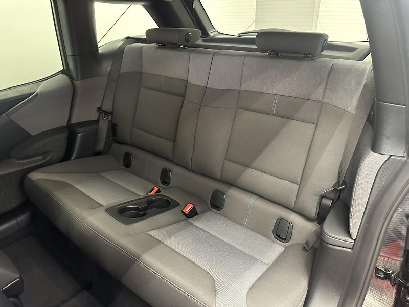 BMW i3 (2022) 120kwh*Sport Paket*DPH*TOP - fotka 13 z 16