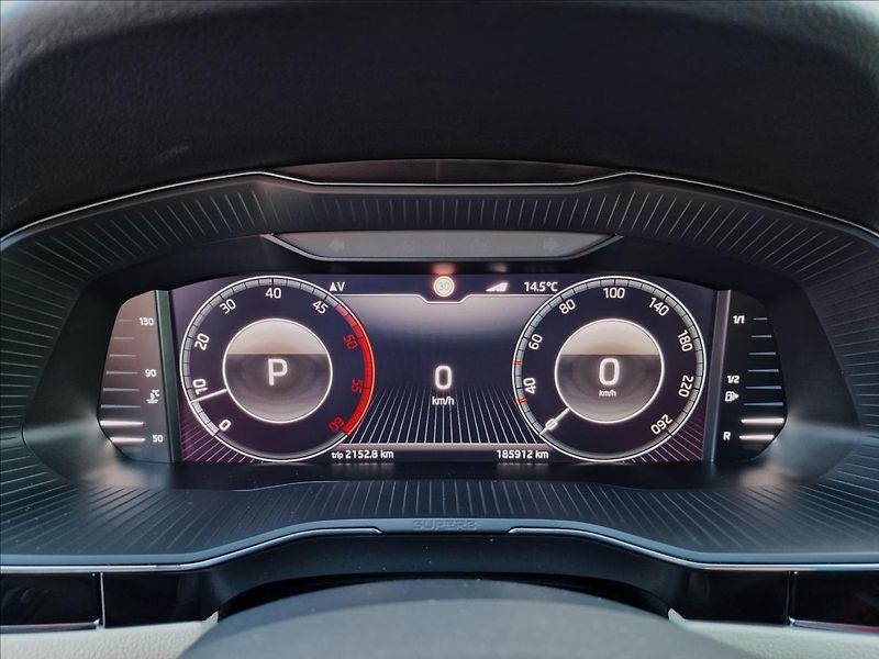 Škoda Superb 2.0TDI 140kW DSG 4x4 L&K ,ČR - fotka 22 z 50