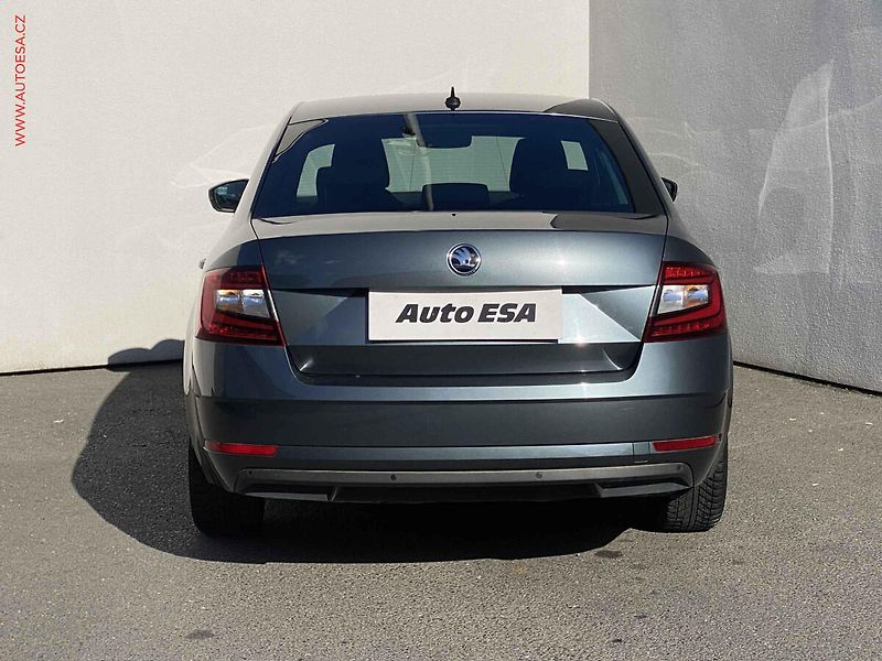 Škoda Octavia (2019) 1.6 TDi, Ambition, navi - fotka 5 z 17