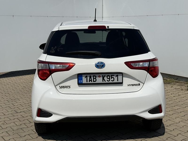 Toyota Yaris (2019) 1.5 Hybrid  - fotka 5 z 18