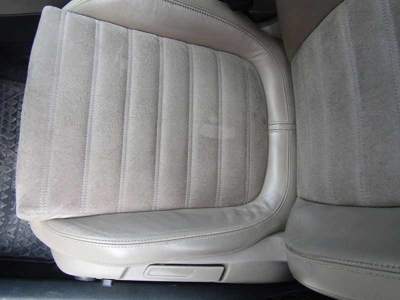 Volkswagen Passat (2008) 2.0 TDI 103kW - fotka 20 z 36