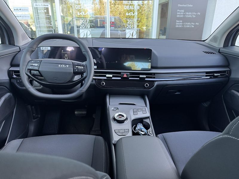 Kia Sportage (2026) NQ5 1,6 T-GDi 4x2 7DCT EX+PLUS - fotka 8 z 9