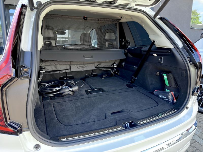 Volvo XC90 T8 AWD RECH. PLUS BRIGHT +kola - fotka 16 z 58