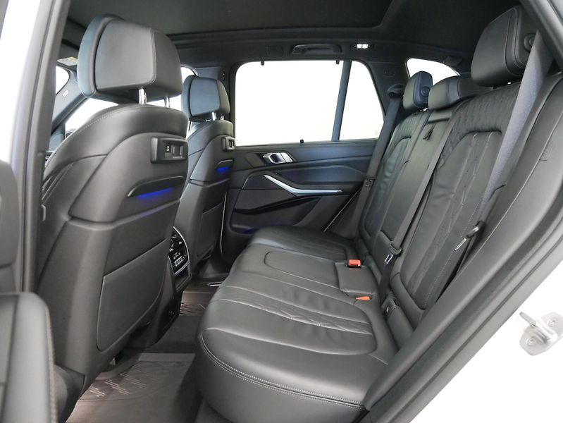 BMW X5 - fotka 27 z 30