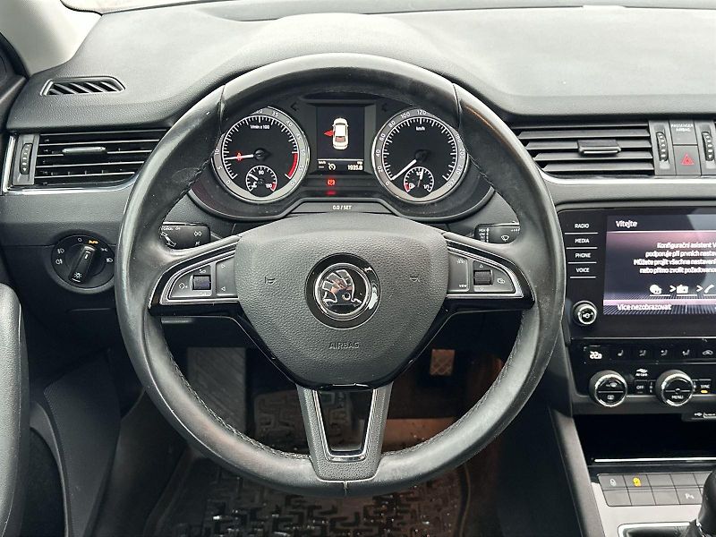 Škoda Octavia (2018) 1.6 TDI Style - fotka 6 z 26