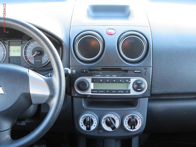 Mitsubishi Colt (2012) 1.3i, STK7/27 - fotka 11 z 18