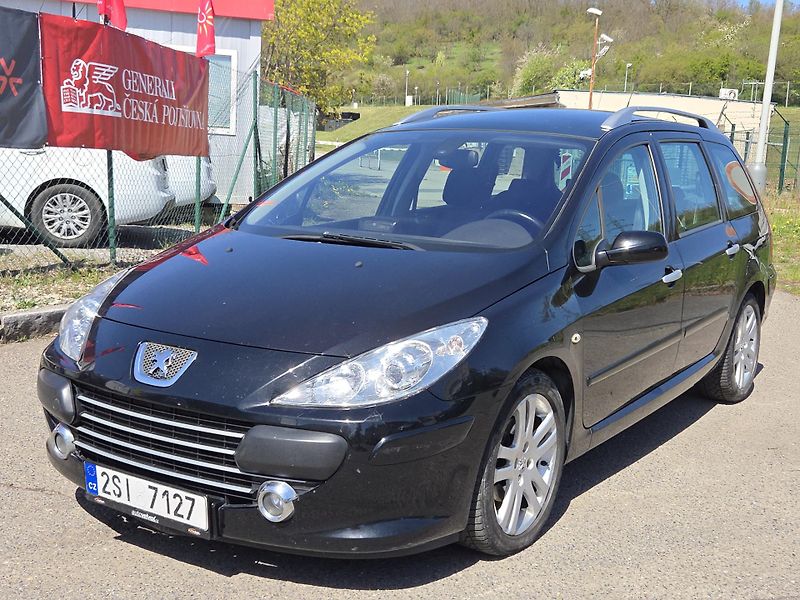 Peugeot 307 (2008) 1,6HDi PANORAMA splátky všem!  - fotka 1 z 12