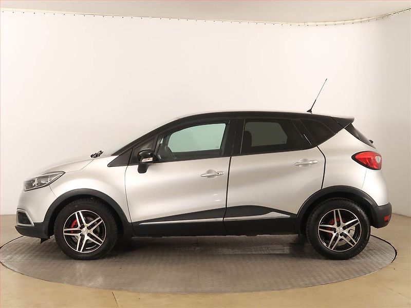 Renault Captur (2014) 1.2 TCe, Automat, Navi - fotka 3 z 17