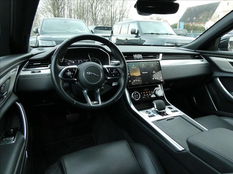 Jaguar XF 2,0 D200 R-Dynamic S,1M,ČR,DPH - fotka 11 z 36