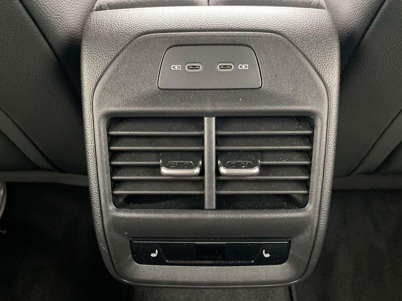 Škoda Superb (2025) Combi 2,0 TDI 4x4 DSG Sportlin - fotka 20 z 32