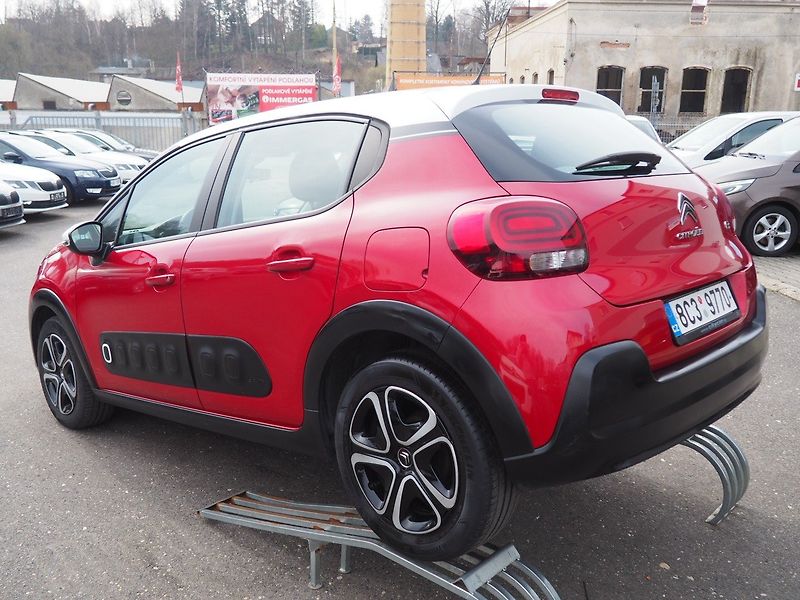 Citroën C3 (2019) 1.2 PureTech Feel - fotka 2 z 34