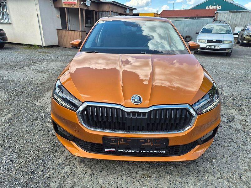 Škoda Fabia 1,0 TSI 85kW Top Selection, zá - fotka 2 z 27
