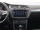 Volkswagen Tiguan (2021) Life 1.5 TSI, digi klima - náhled 12