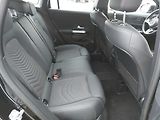 Mercedes-Benz GLA GLA180d - náhled 11