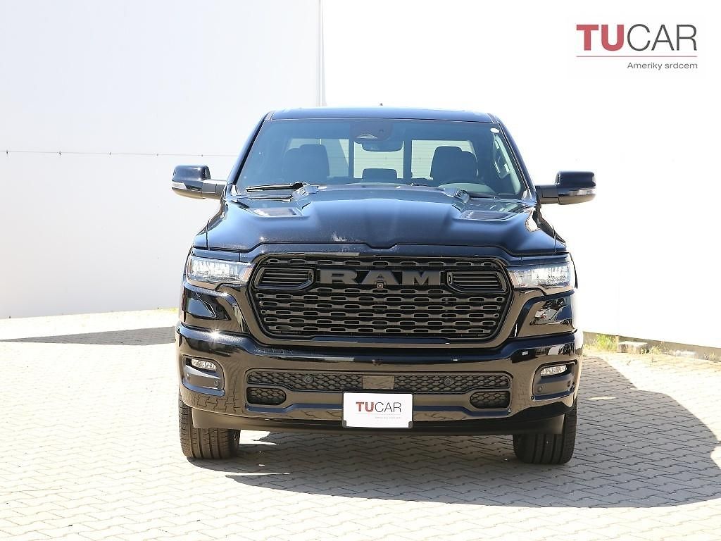 RAM 1500 Laramie 5.7V8 HEMI 2026 