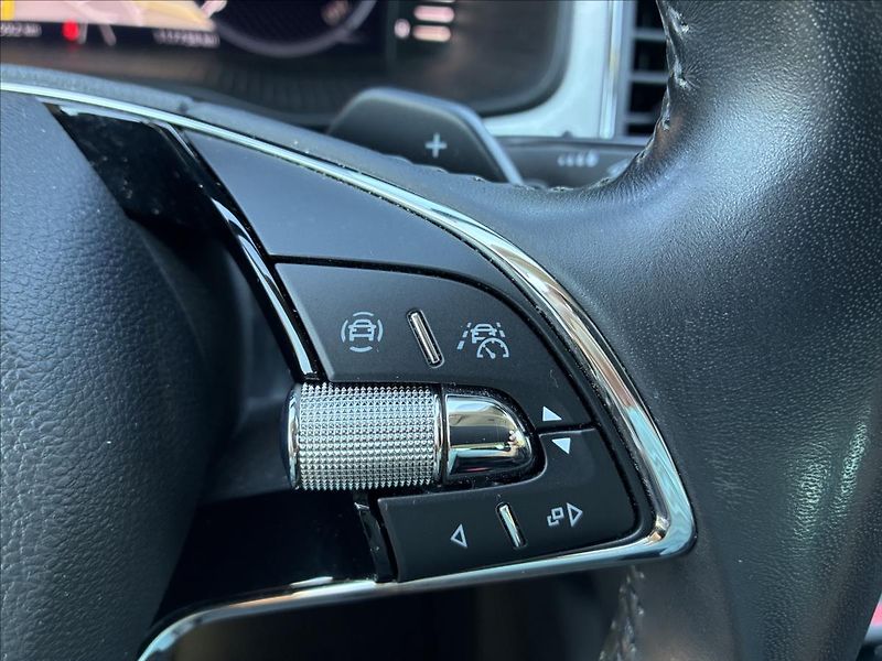 Škoda Kodiaq 2,0 TDI TAŽNÉ,EL.KUFR,MATRIX - fotka 31 z 32