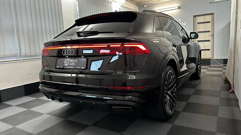 Audi Q8 (2025) S LINE / ZÁRUKA / TOP STAV - fotka 6 z 44