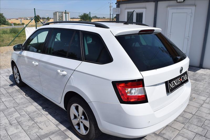 Škoda Fabia 1,2 TSI 66KW TOP VÝBAVA - fotka 7 z 49