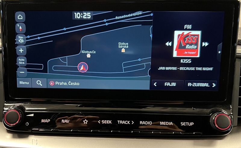 Kia Ceed T-GDI Exclusive SW - fotka 8 z 17