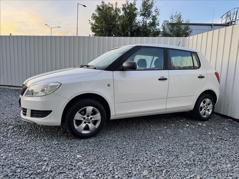Škoda Fabia 1,4 i 16V 63kW KLIMA 1.maj. ČR - fotka 3 z 43