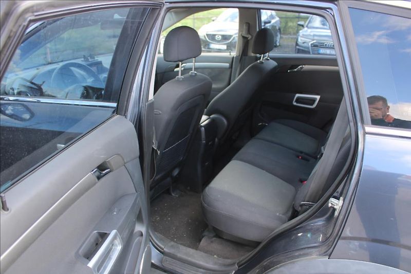 Opel Antara 2,0 CDTi  4 x 4, TAŽNÉ - fotka 10 z 23