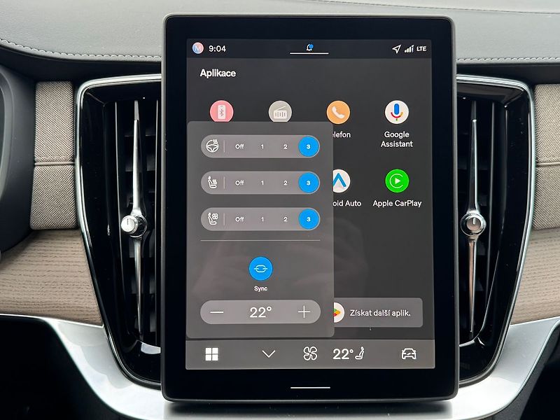Volvo XC90 PLUS T8 360°, VENTILACE, 335kW - fotka 20 z 23