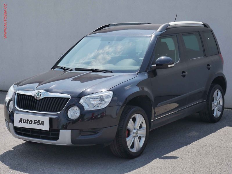 Škoda Yeti (2012) 2.0 TDi 4x4, AC, TZ, park - fotka 3 z 13
