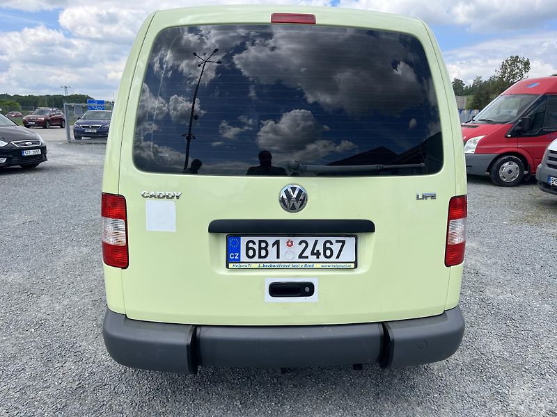 Volkswagen Caddy (2008) PRO OSOBY S OMEZENOU POHYBLIVO - fotka 11 z 13