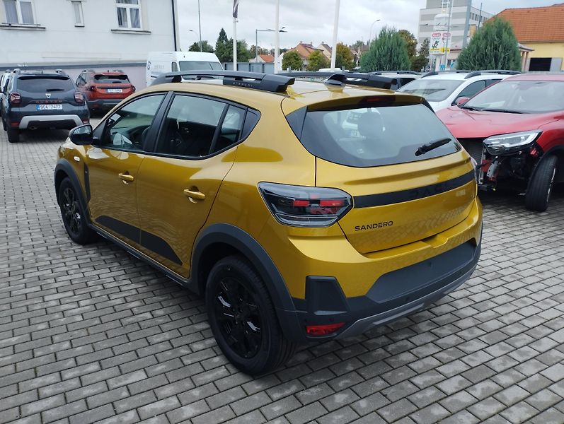 Dacia Sandero Stepway Extreme Eco-G 120      - fotka 2 z 5