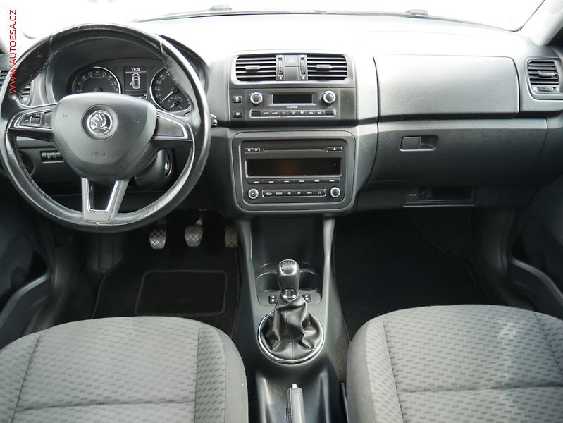 Škoda Fabia (2014) 1.6 TDi, Ambiente, TZ - fotka 8 z 19