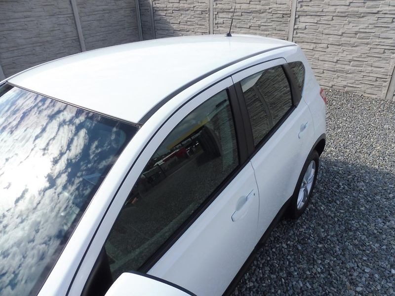 Nissan Qashqai 1.5DCi 110PS NAVI STK TOP STAV - fotka 28 z 189