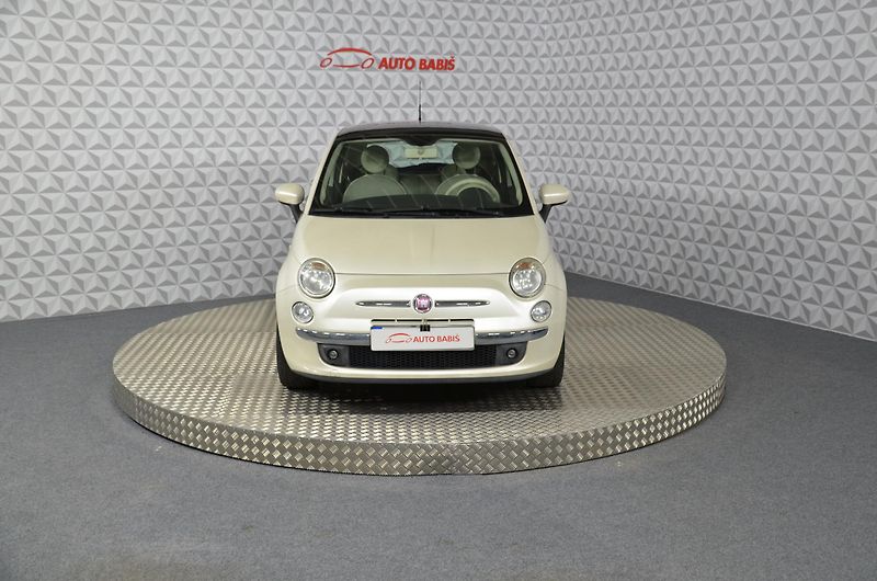 Fiat 500 (2010) 1.2i 51kw panorama - fotka 2 z 14
