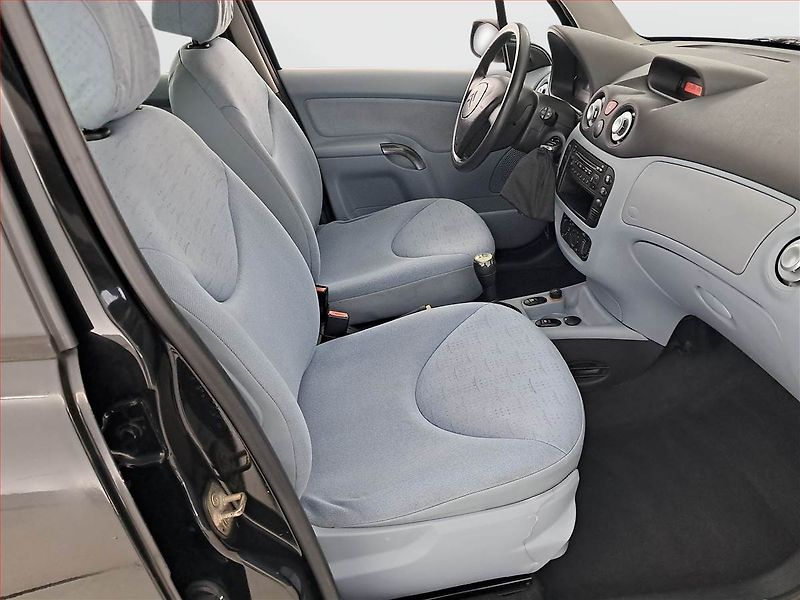 Citroën C3 (2003) 1.4 i, Serv.kniha, po STK - fotka 9 z 14