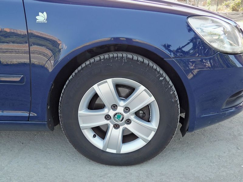 Škoda Octavia 1.6TDI Ambition Serviska - fotka 22 z 35