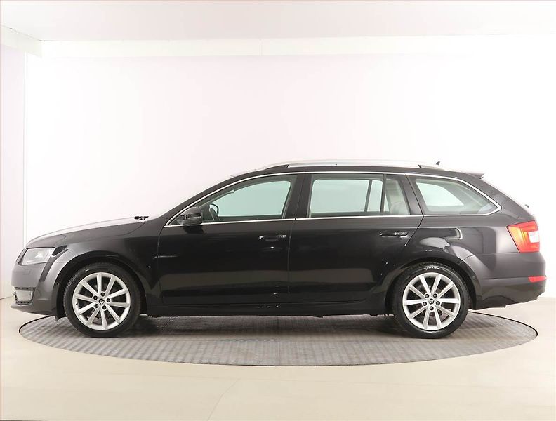 Škoda Octavia (2014) 1.4 TSI, Automat, Serv.kniha - fotka 3 z 26