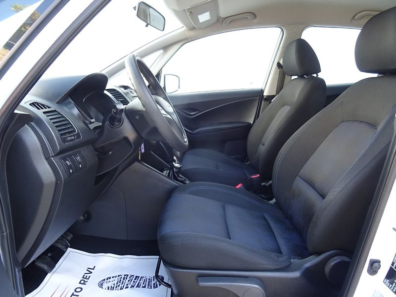 Hyundai ix20 (2011) 1.4i,66kW,1majČR,klima - fotka 11 z 23