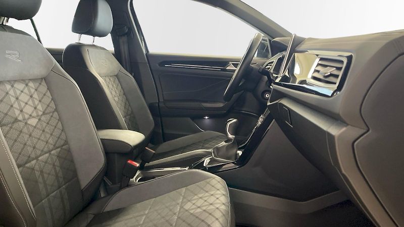 Volkswagen T-Roc (2024) R-Line 1.0 TSI 81kW - fotka 12 z 26