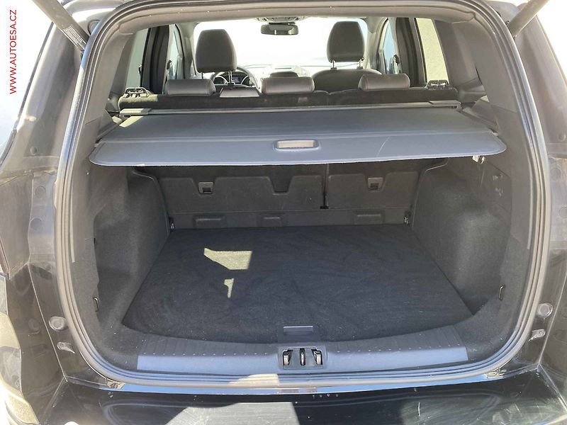 Ford Kuga (2019) 2.0 TDCi AWD, ST-Line, AT - fotka 7 z 18