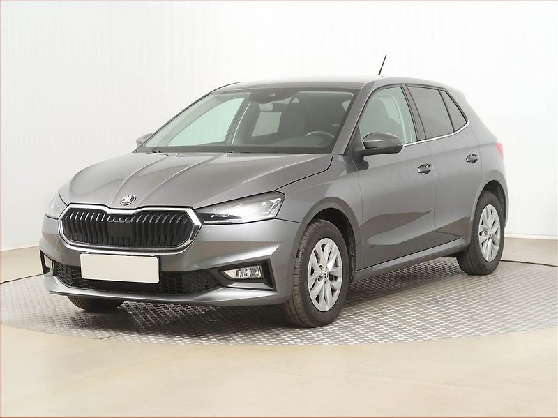 Škoda Fabia (2023) Style 1.0 TSI, ČR,1.maj - fotka 2 z 15