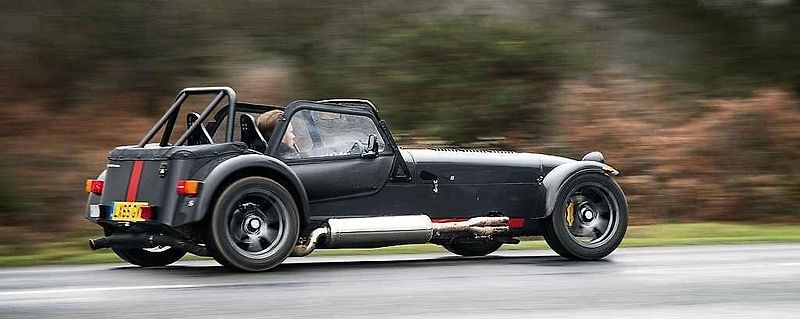 Caterham Seven 620S.