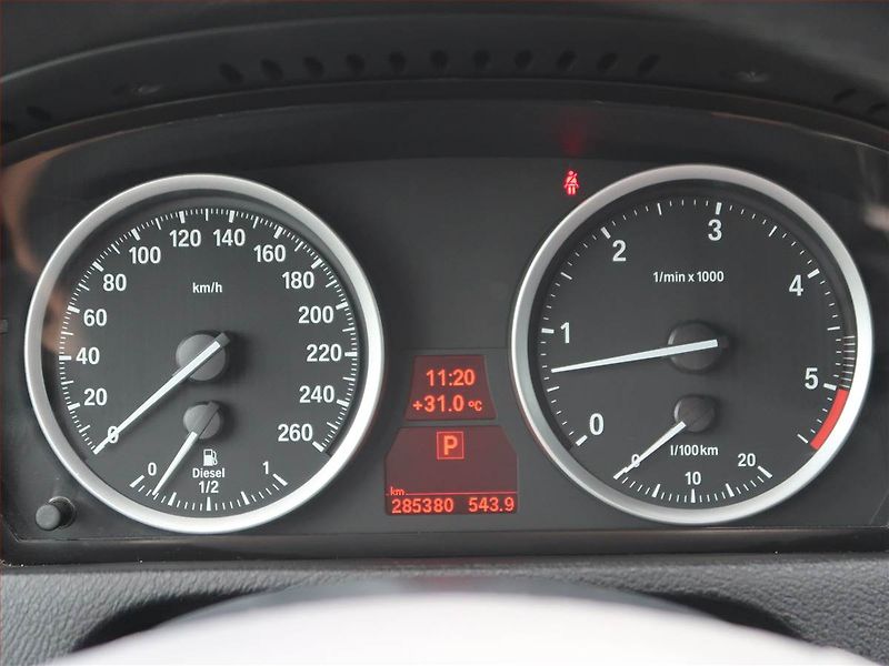 BMW X6 (2013) xDrive40d, 4X4, Automat, Kůže - fotka 11 z 19