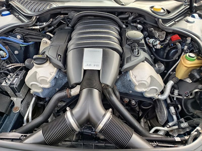 Porsche Panamera (2010) 3.6 220kw 4x4 Top!!! - fotka 57 z 60